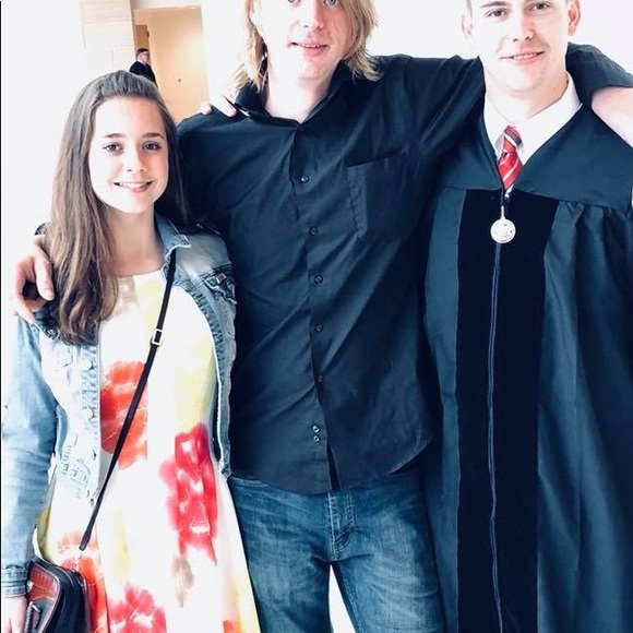 Closet Clear out News!!๐๐Meet your Posher๐๐ - Picture 4 of 16